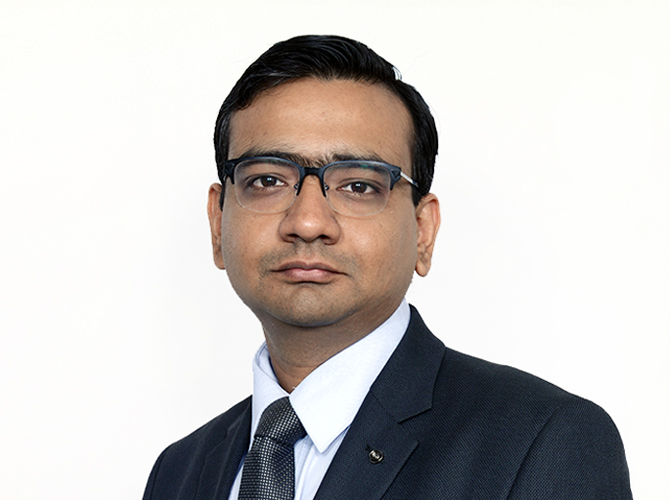 Dr. Jayesh Vazirani