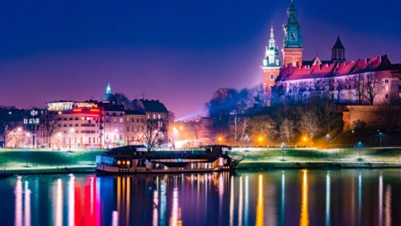 shutterstock_588039935_reduced