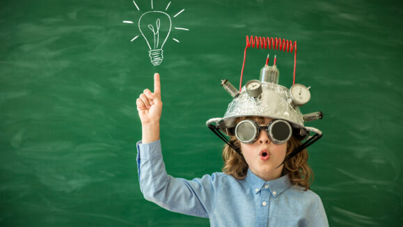 Back,To,School.,Schoolchild,With,Virtual,Reality,Headset.,Child,In