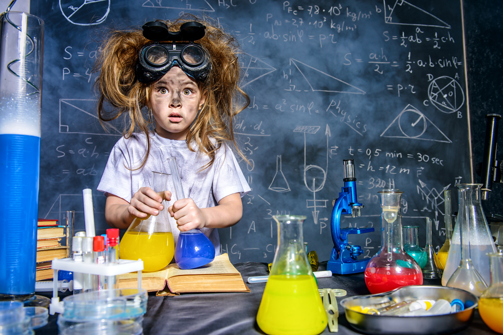 Funny,Little,Girl,Doing,Experiments,In,The,Laboratory.,Explosion,In